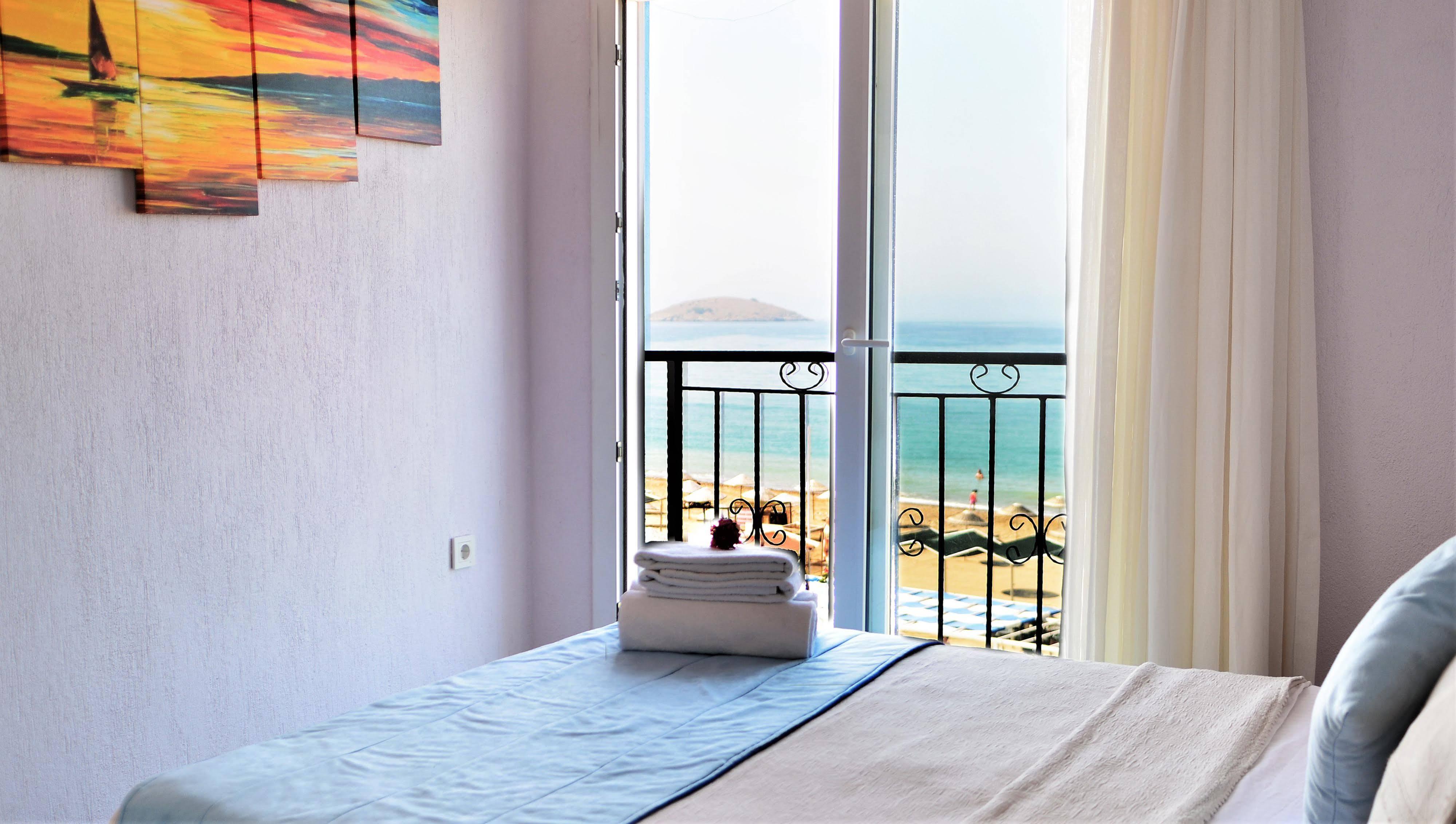 Gumuldur Mavi Deniz Hotel エクステリア 写真