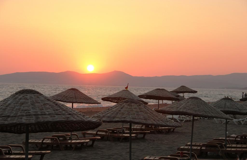 Gumuldur Mavi Deniz Hotel エクステリア 写真