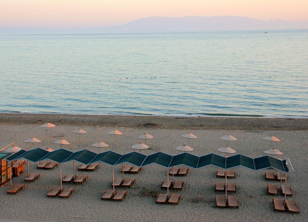 Gumuldur Mavi Deniz Hotel エクステリア 写真