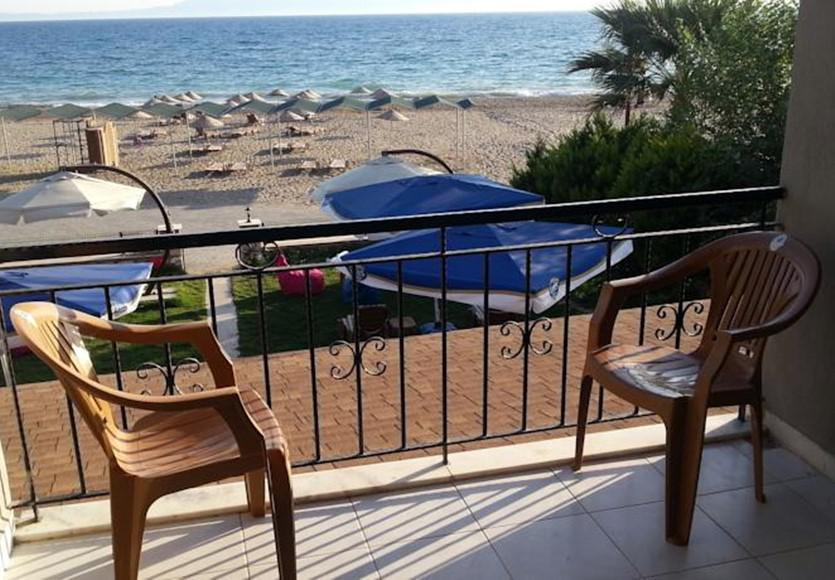 Gumuldur Mavi Deniz Hotel エクステリア 写真